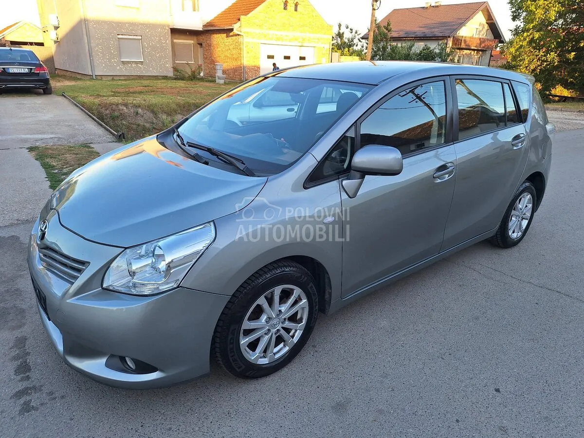 Toyota Verso 2011 photo 5