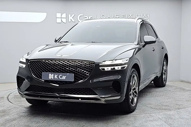 Genesis Gv70