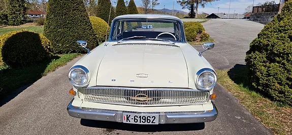 Opel Kapitan 1962 photo 4