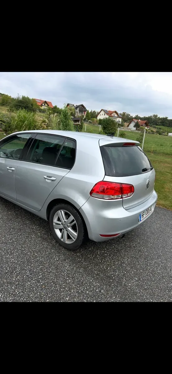 Volkswagen Golf 2012 photo 3