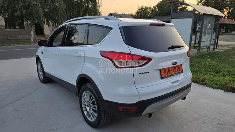 Ford Kuga 2014 photo 4