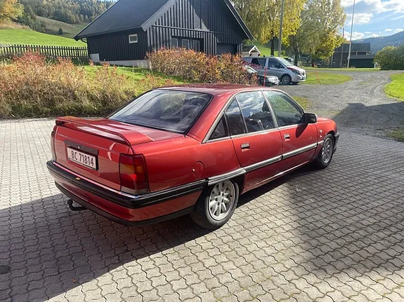 Opel Omega 1988 photo 4