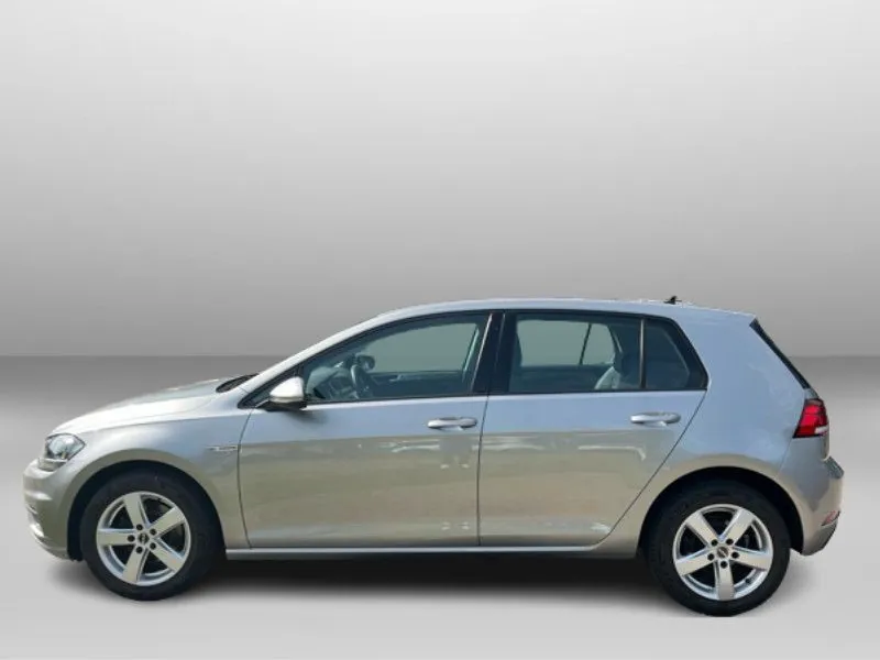 Volkswagen Golf 2018 photo 2