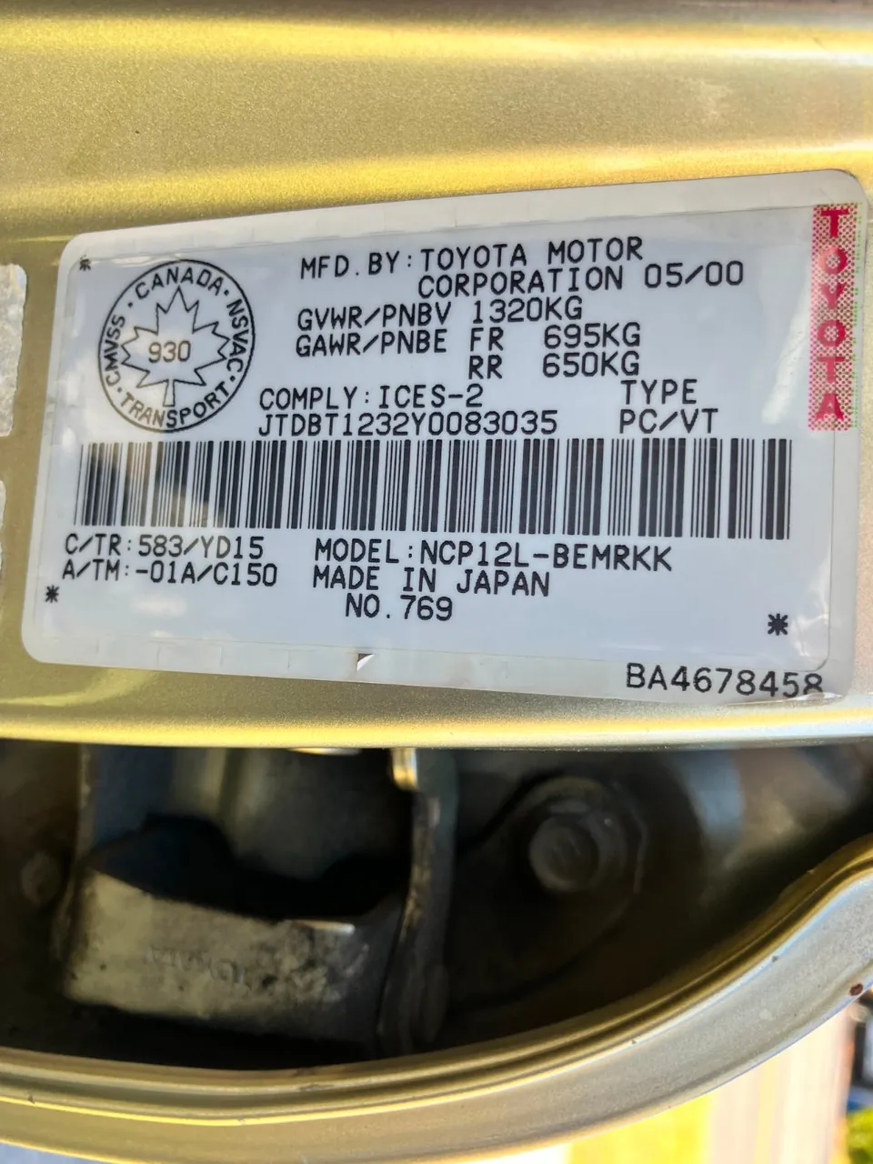 Toyota Echo 2000 photo 3