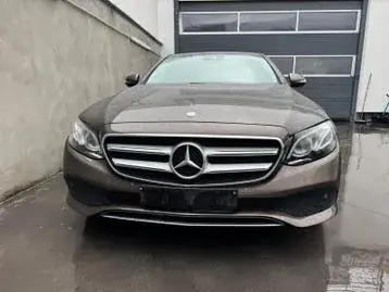 Mercedes-Benz E220 Cdi