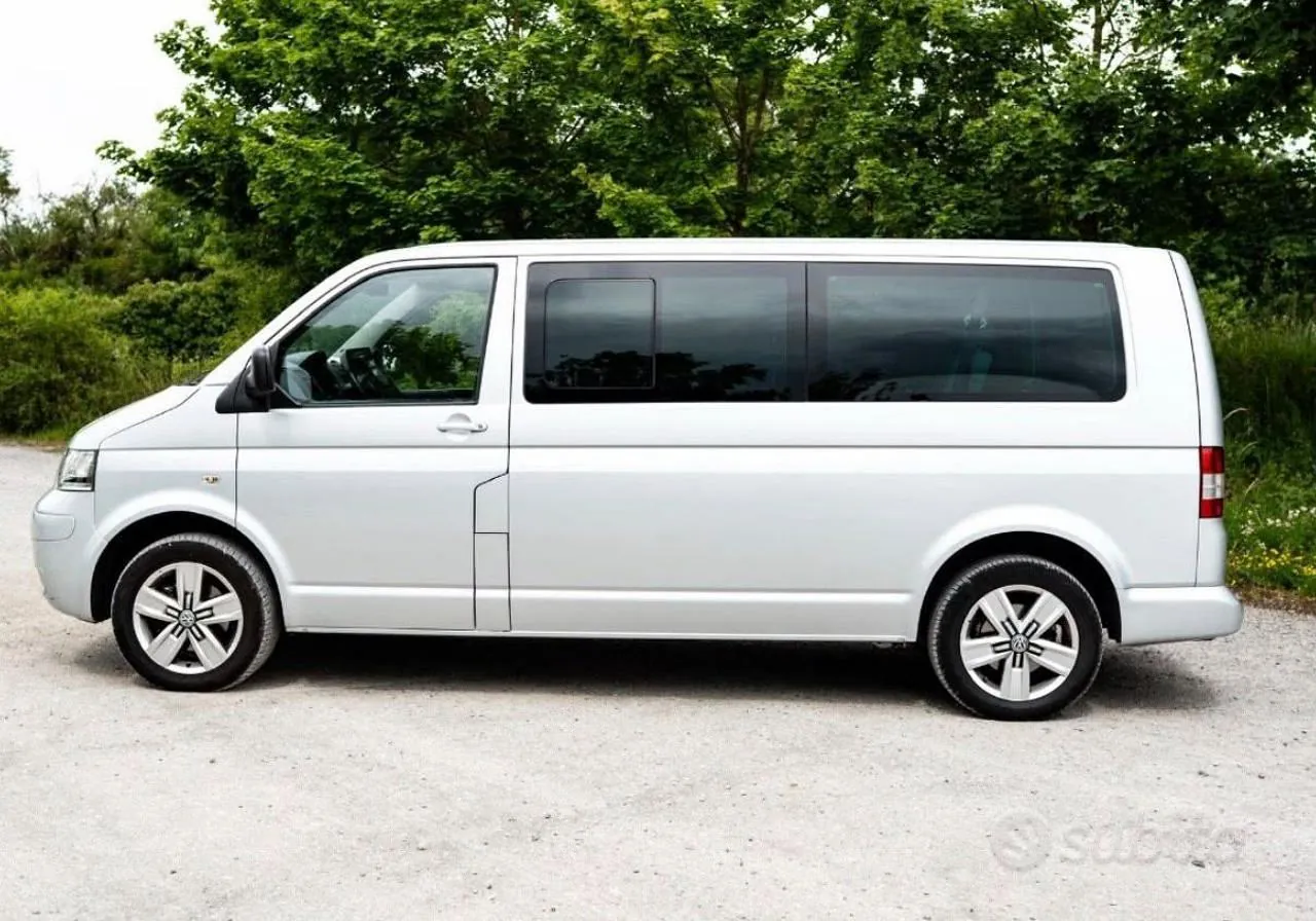 Volkswagen Multivan 2008 photo 4