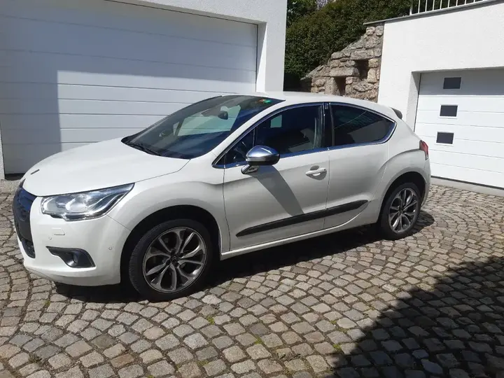 Citroen Ds4 2012 photo 3