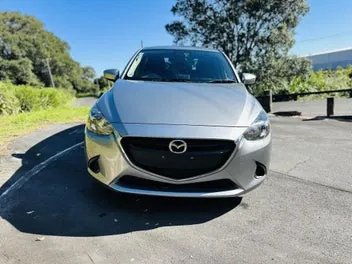 Mazda Demio 2016 photo 3