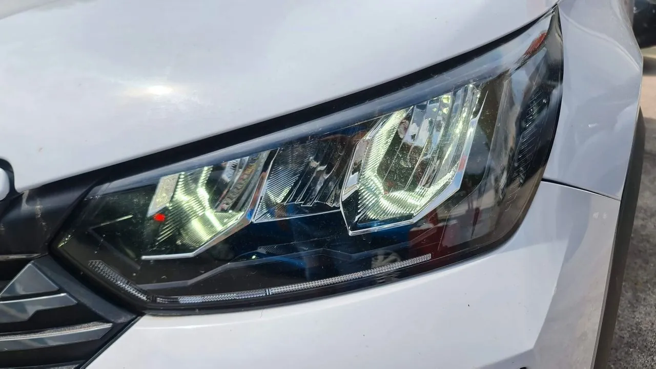 Peugeot 2008 2024 photo 5