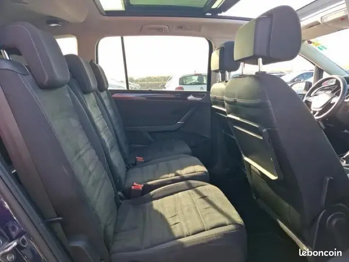 Volkswagen Touran 2022 photo 3