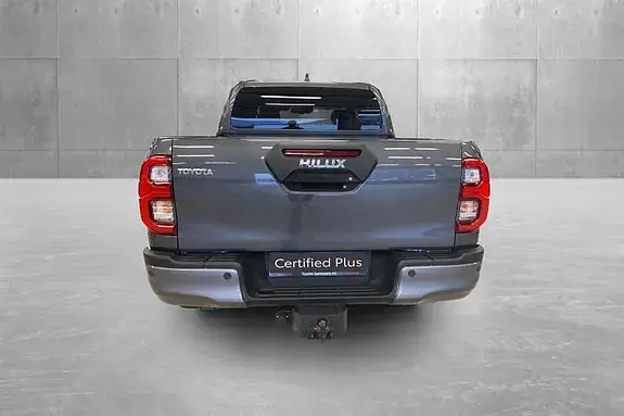 Toyota Hilux 2025 photo 4