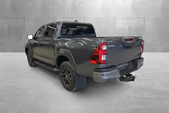 Toyota Hilux 2025 photo 3