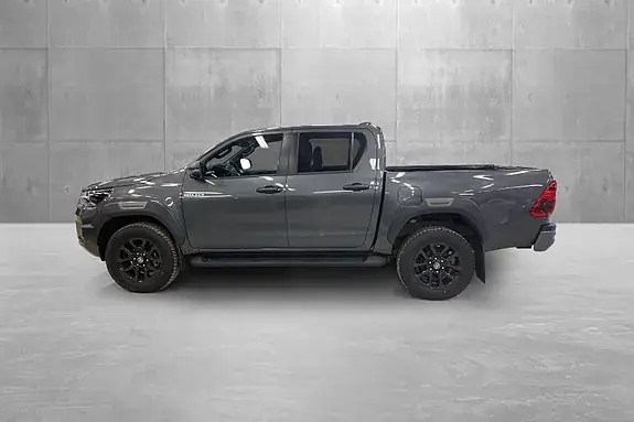 Toyota Hilux 2025 photo 2
