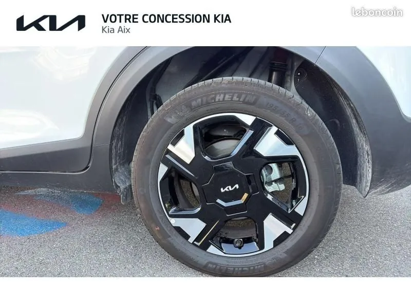 Kia Stonic 2026 photo 4