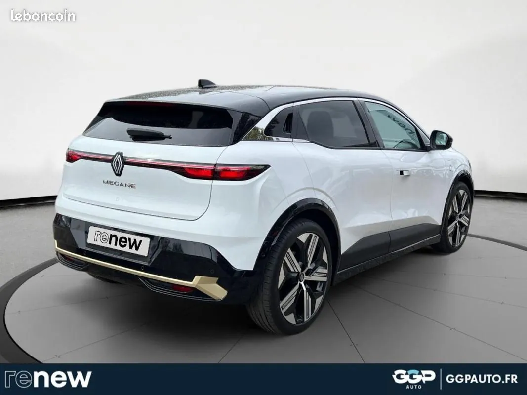 Renault Megane 2022 photo 5