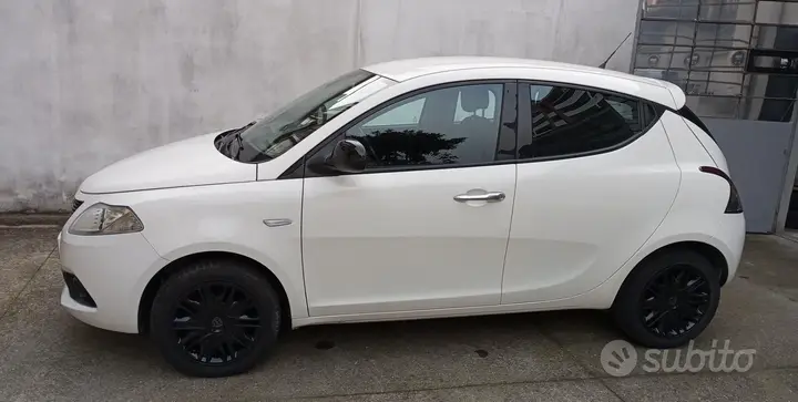 Lancia Ypsilon 2019 photo 3