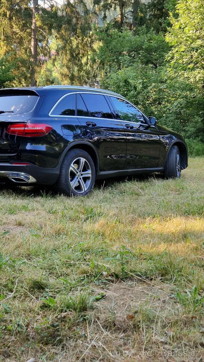 Mercedes-Benz Glc 2018 photo 2