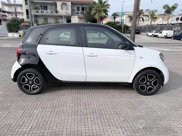 Smart Forfour 2018 photo 4