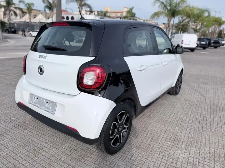 Smart Forfour 2018 photo 5