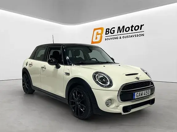 Mini Cooper S 2019 photo 2