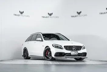 Mercedes-Benz C 63 S 2017 photo 2