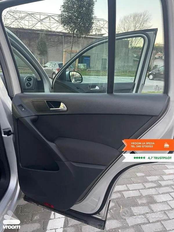 Volkswagen Tiguan 2012 photo 3