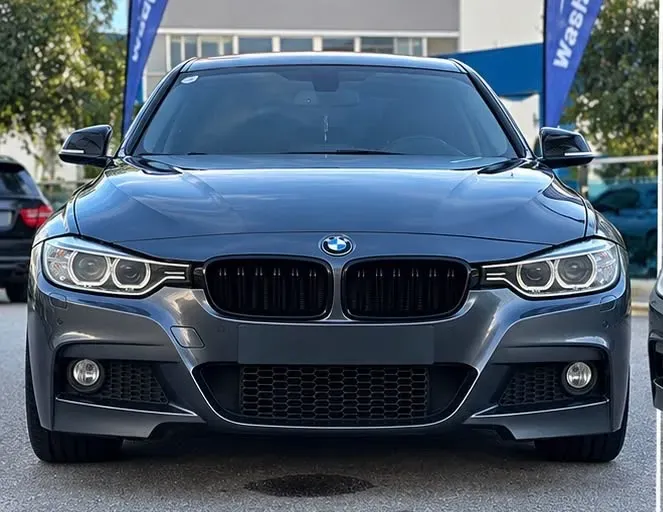 BMW 3 Series 2012 photo 2
