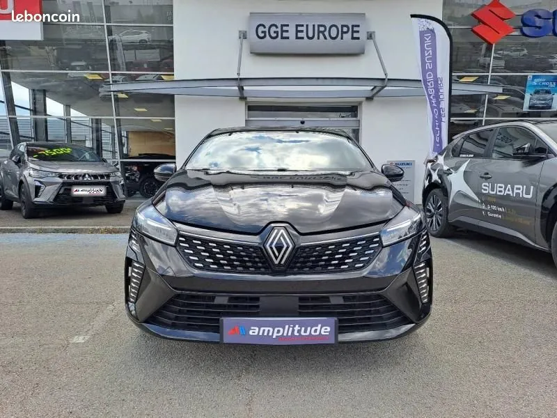 Renault Clio 2024 photo 2