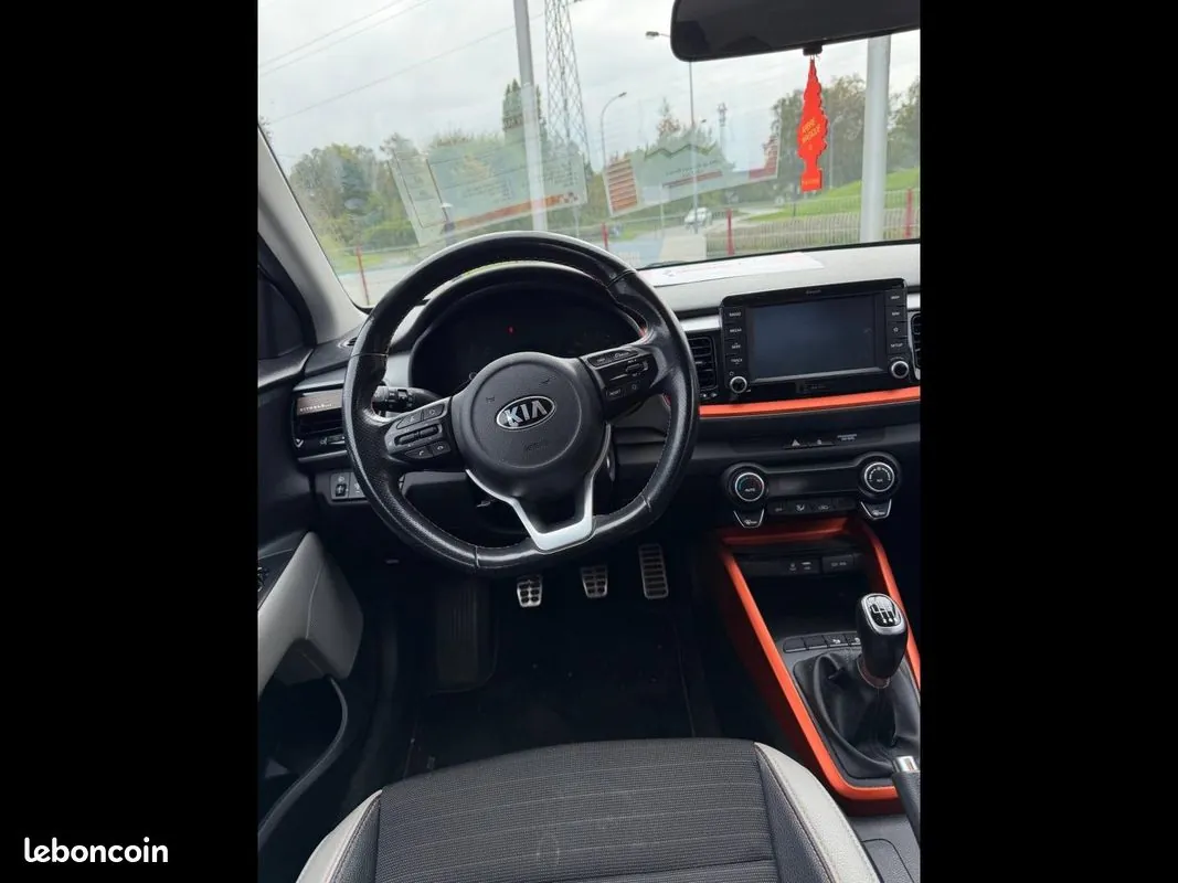 Kia Stonic 2018 photo 3