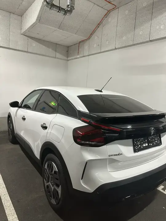 Citroen C4 2022 photo 2