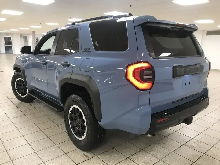 Toyota 4Runner 2026 photo 5
