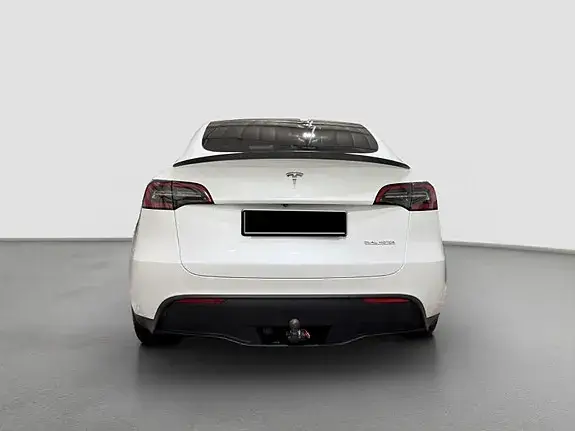 Tesla Model Y 2023 photo 5