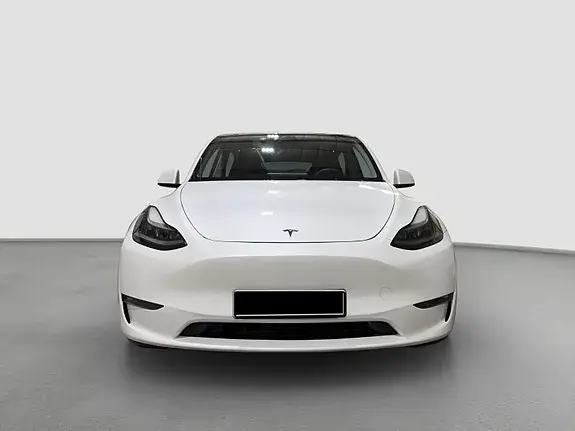 Tesla Model Y 2023 photo 2
