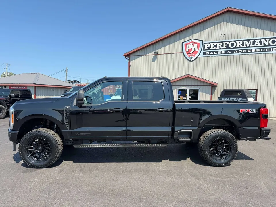 Ford F250 2023 photo 4