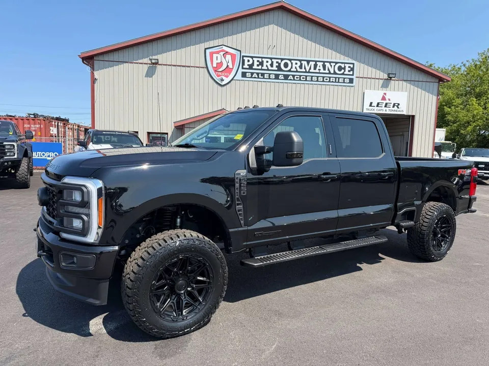 Ford F250 2023 photo 3