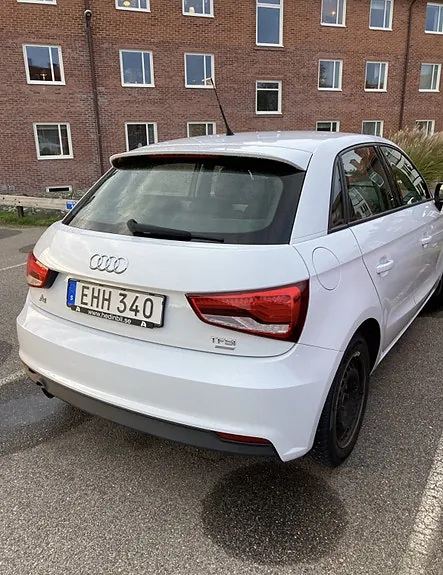 Audi A1 2015 photo 3