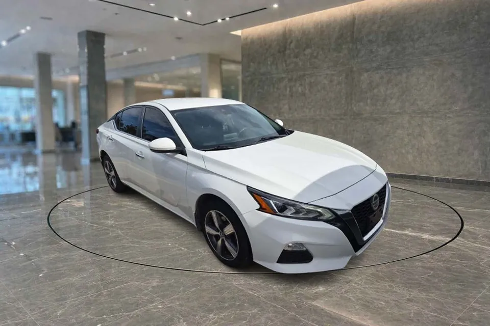 Nissan Altima 2021 photo 2