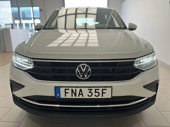 Volkswagen Tiguan 2023 photo 2