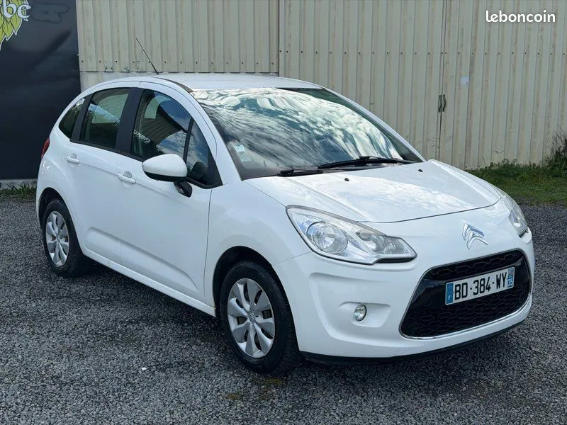 Citroen C3 2010 photo 2