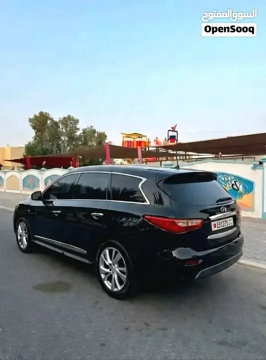 Infiniti Jx35 2013 photo 2