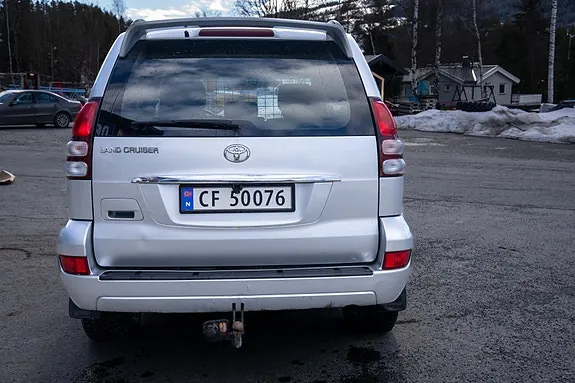 Toyota Land Cruiser 2009 photo 5