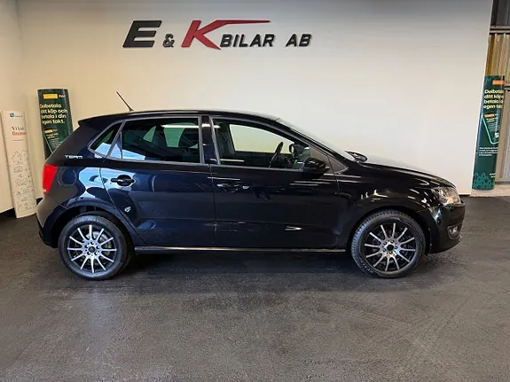 Volkswagen Polo 2011 photo 2