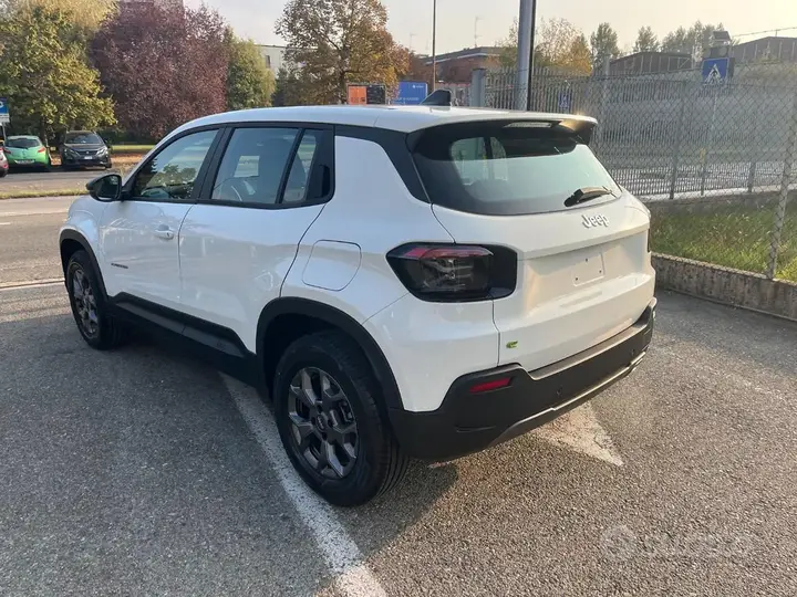 Jeep Avenger 2025 photo 2
