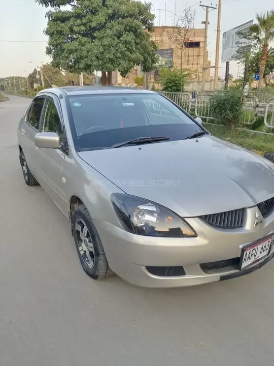 Mitsubishi Lancer