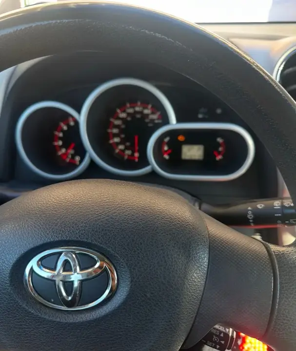 Toyota Matrix 2010 photo 4
