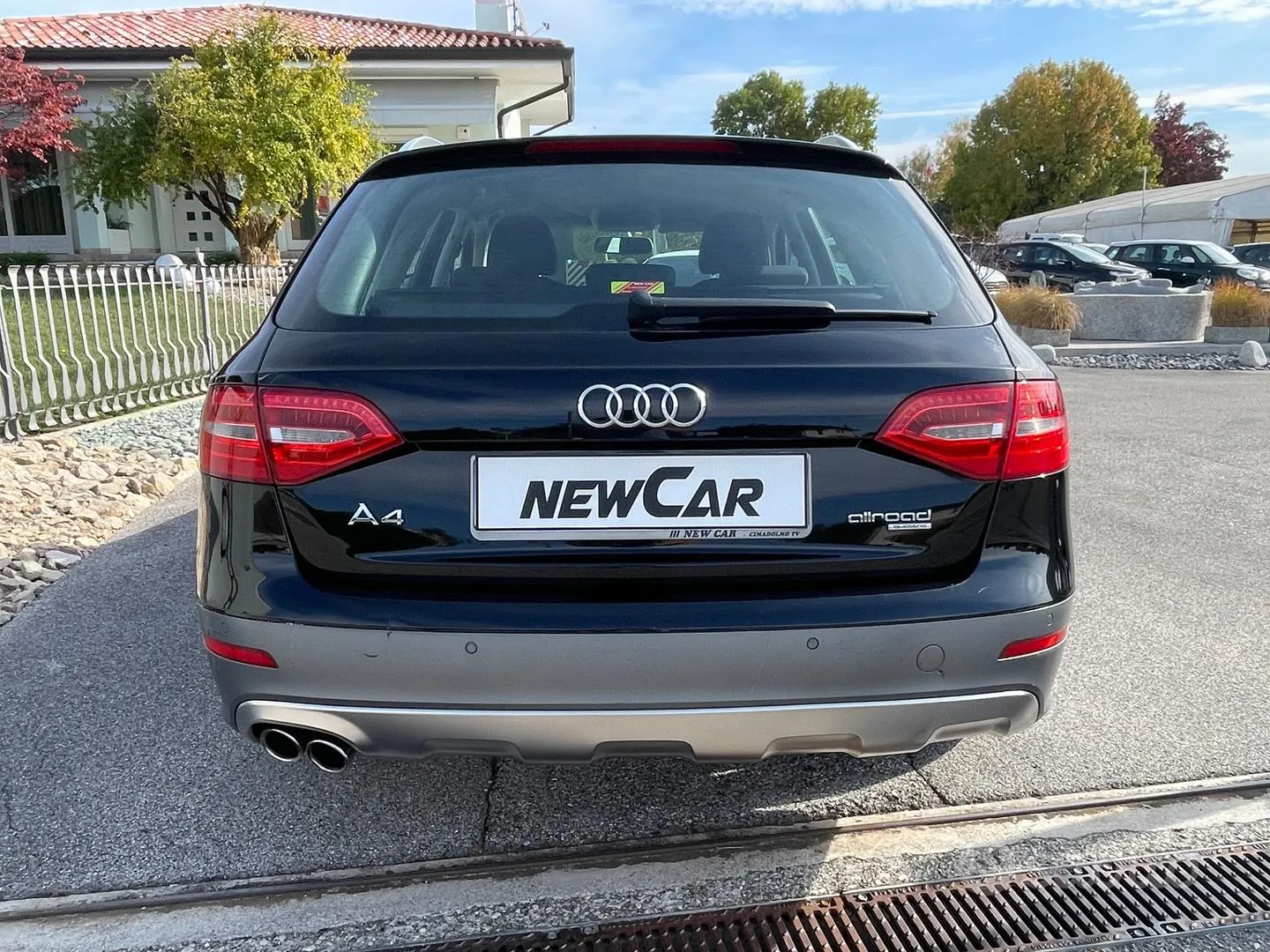 Audi A4 Allroad 2012 photo 4