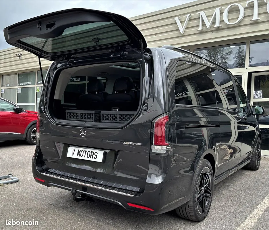 Mercedes-Benz V 2025 photo 5
