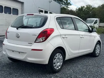 Hyundai I20 2012 photo 3