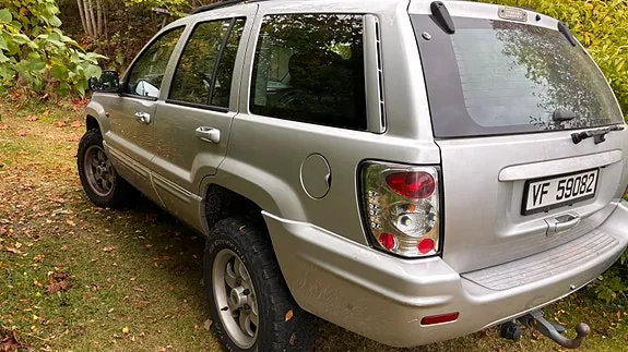 Jeep Grand Cherokee 2004 photo 3