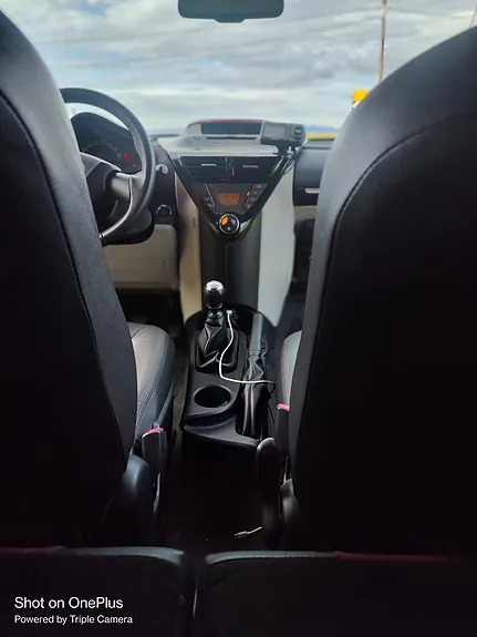 Toyota Iq 2012 photo 5